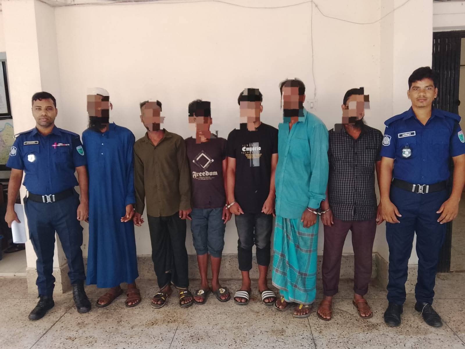 মৌলভীবাজারে আন্তঃজেলা চোর চক্রের ১৭ আসামি গ্রেপ্তার